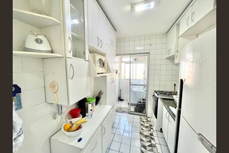 Apartamento à venda com 55m², 2 quartos e 1 vaga Apartamento à venda com 55m², 2 quartos e 1 vagaCozinha