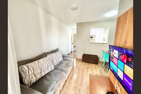 Apartamento à venda com 55m², 2 quartos e 1 vaga Apartamento à venda com 55m², 2 quartos e 1 vagaSala