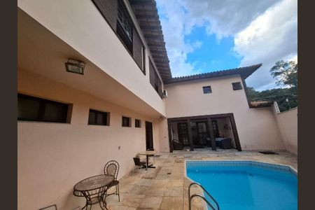 Casa à venda com 400m², 5 quartos e 4 vagas