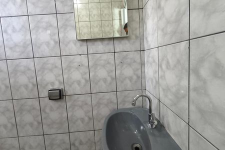 Casa para alugar com 71m², 3 quartos e 1 vaga Casa para alugar com 71m², 3 quartos e 1 vagaBanheiro Suíte