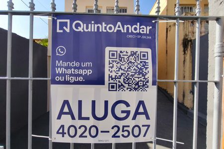 Casa para alugar com 71m², 3 quartos e 1 vaga Casa para alugar com 71m², 3 quartos e 1 vagaPLACA INSTALADA NA FACHADA