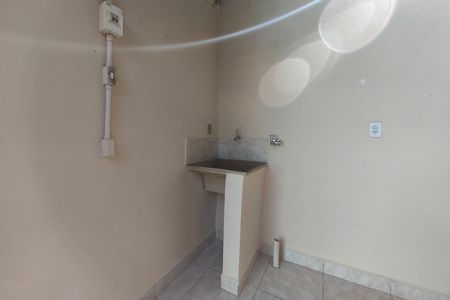Casa para alugar com 71m², 3 quartos e 1 vaga Casa para alugar com 71m², 3 quartos e 1 vagaÁrea de Serviço