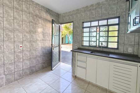 Casa para alugar com 71m², 3 quartos e 1 vaga Casa para alugar com 71m², 3 quartos e 1 vagaCozinha