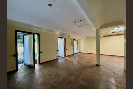 Casa à venda com 3 quartos, 206m² em Chácara Monte Alegre, São Paulo