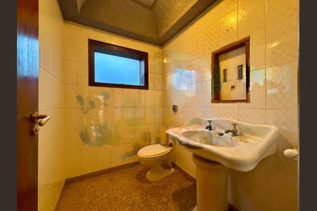 Casa à venda com 3 quartos, 206m² em Chácara Monte Alegre, São Paulo