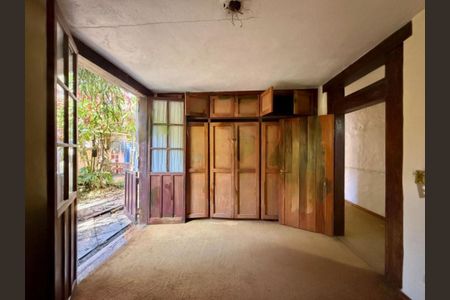 Casa à venda com 206m², 3 quartos e 6 vagas