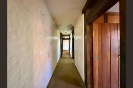 Casa à venda com 206m², 3 quartos e 6 vagas