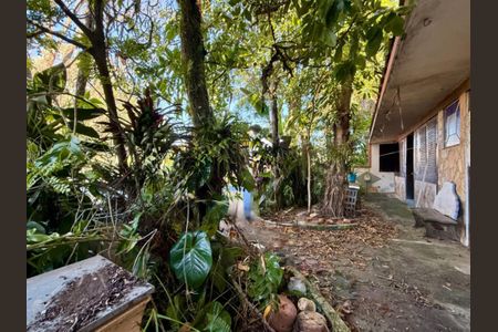 Casa à venda com 206m², 3 quartos e 6 vagas