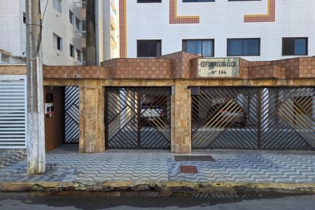Apartamento para alugar com 65m², 2 quartos e 1 vaga Apartamento para alugar com 65m², 2 quartos e 1 vagaFachada
