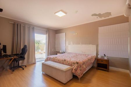 Casa à venda com 330m², 4 quartos e 6 vagas