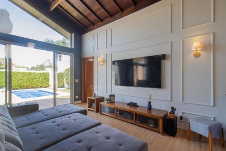 Casa à venda com 330m², 4 quartos e 6 vagas