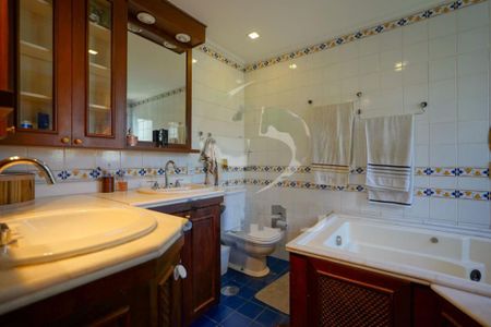 Apartamento à venda com 271m², 4 quartos e 4 vagas
