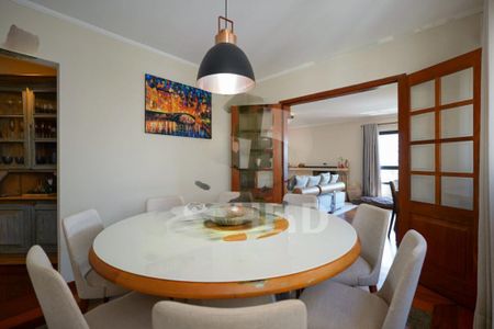 Apartamento à venda com 271m², 4 quartos e 4 vagas