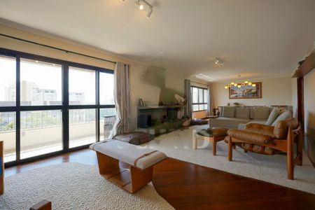 Apartamento à venda com 271m², 4 quartos e 4 vagas
