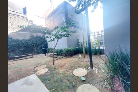 Apartamento à venda com 42m², 2 quartos e sem vagaÁrea comum
