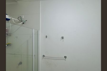 Casa de condomínio para alugar com 55m², 2 quartos e 1 vaga Casa de condomínio para alugar com 55m², 2 quartos e 1 vagaBanheiro
