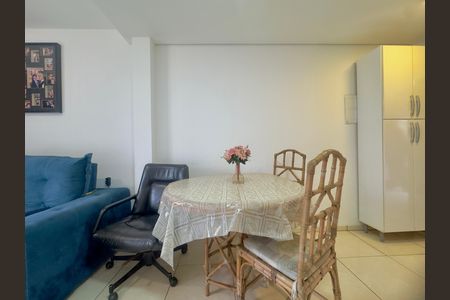 Casa de condomínio para alugar com 55m², 2 quartos e 1 vaga Casa de condomínio para alugar com 55m², 2 quartos e 1 vagaSala