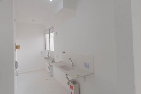 Cozinha de apartamento para alugar com 2 quartos, 39m² em Jardim Rossin, Campinas