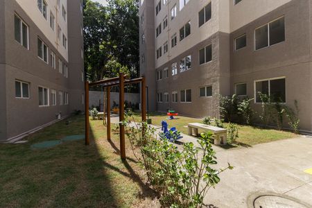 Apartamento para alugar com 40m², 2 quartos e 1 vaga Apartamento para alugar com 40m², 2 quartos e 1 vagaÁrea Comum