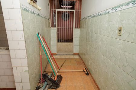 Casa à venda com 352m², 6 quartos e 2 vagas Casa à venda com 352m², 6 quartos e 2 vagasÁrea de serviço