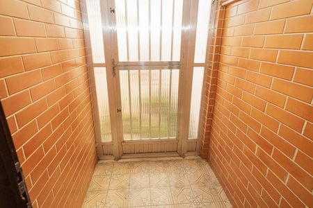 Casa à venda com 352m², 6 quartos e 2 vagas Casa à venda com 352m², 6 quartos e 2 vagashall