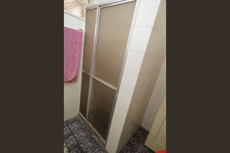 Casa à venda com 352m², 6 quartos e 2 vagas Casa à venda com 352m², 6 quartos e 2 vagasBanheiro