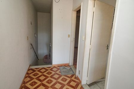 Casa à venda com 352m², 6 quartos e 2 vagas Casa à venda com 352m², 6 quartos e 2 vagasCorredor