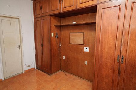Casa à venda com 352m², 6 quartos e 2 vagas Casa à venda com 352m², 6 quartos e 2 vagasSuíte 1