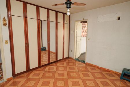 Casa à venda com 352m², 6 quartos e 2 vagas Casa à venda com 352m², 6 quartos e 2 vagasSuíte 2