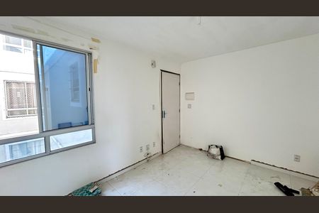 Sala de apartamento à venda com 2 quartos, 40m² em Vila Alzira, Guarulhos