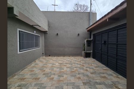 Casa para alugar com 146m², 1 quarto e 4 vagas Casa para alugar com 146m², 1 quarto e 4 vagasGaragem