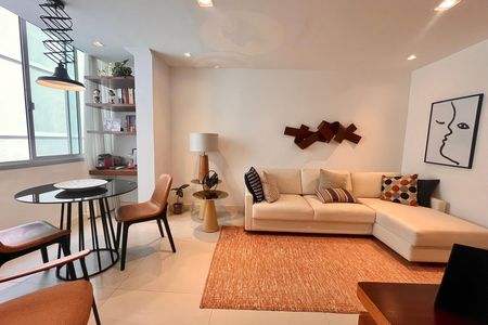 Sala de apartamento à venda com 1 quarto, 48m² em Ipanema, Rio de Janeiro