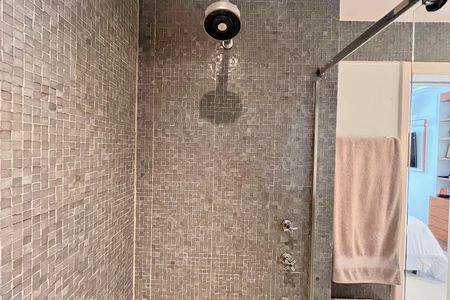 Apartamento à venda com 48m², 1 quarto e sem vaga Apartamento à venda com 48m², 1 quarto e sem vagaBanheiro da Suíte
