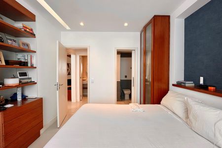 Apartamento à venda com 48m², 1 quarto e sem vaga Apartamento à venda com 48m², 1 quarto e sem vagaSuite