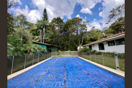 Casa à venda com 4 quartos, 560m² em Chácara Flora, São Paulo