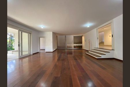 Casa à venda com 4 quartos, 560m² em Chácara Flora, São Paulo