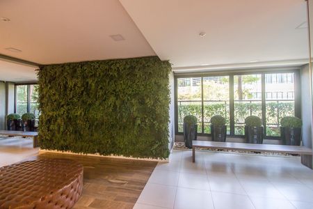 Apartamento para alugar com 112m², 2 quartos e 2 vagasHall social