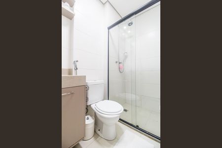 Apartamento para alugar com 112m², 2 quartos e 2 vagas Apartamento para alugar com 112m², 2 quartos e 2 vagasBanheiro da Suíte