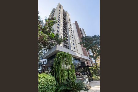 Apartamento para alugar com 112m², 2 quartos e 2 vagasVista da Rua