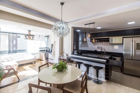 Sala  de apartamento para alugar com 2 quartos, 112m² em Alphaville, Barueri