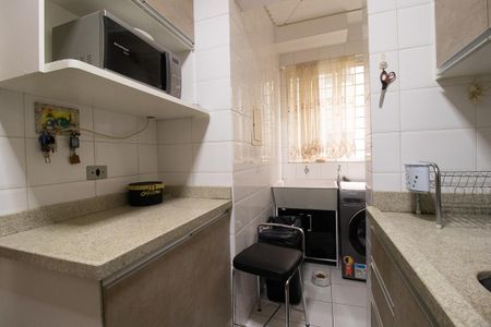 Apartamento à venda com 56m², 2 quartos e 1 vaga Apartamento à venda com 56m², 2 quartos e 1 vagaCozinha e Área de Serviço