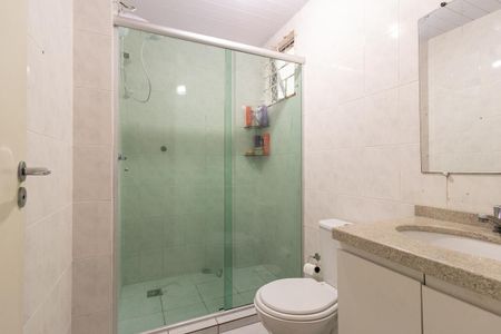 Apartamento à venda com 56m², 2 quartos e 1 vaga Apartamento à venda com 56m², 2 quartos e 1 vagaBanheiro Social