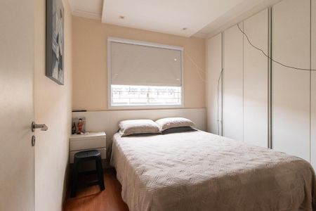 Quarto 2 de apartamento à venda com 2 quartos, 56m² em Novo Mundo, Curitiba
