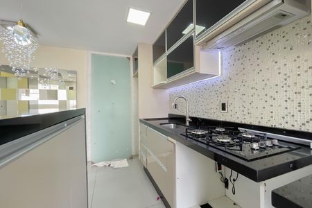 Apartamento à venda com 60m², 3 quartos e 1 vaga Apartamento à venda com 60m², 3 quartos e 1 vagaCozinha e Área de Serviço