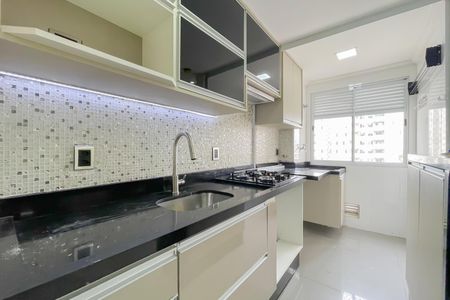 Apartamento à venda com 60m², 3 quartos e 1 vaga Apartamento à venda com 60m², 3 quartos e 1 vagaCozinha e Área de Serviço