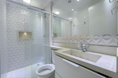 Apartamento à venda com 60m², 3 quartos e 1 vaga Apartamento à venda com 60m², 3 quartos e 1 vagaBanheiro 2