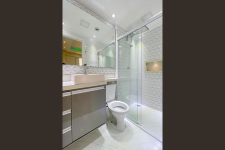 Apartamento à venda com 60m², 3 quartos e 1 vaga Apartamento à venda com 60m², 3 quartos e 1 vagaBanheiro da Suíte