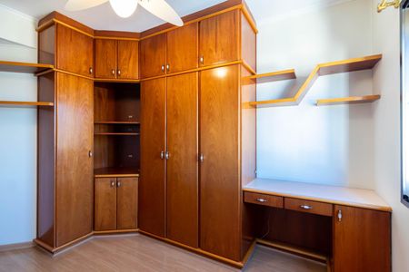 Apartamento à venda com 88m², 3 quartos e 2 vagas Apartamento à venda com 88m², 3 quartos e 2 vagasQuarto 2
