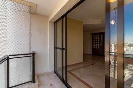 Apartamento à venda com 88m², 3 quartos e 2 vagas Apartamento à venda com 88m², 3 quartos e 2 vagasVaranda da Sala