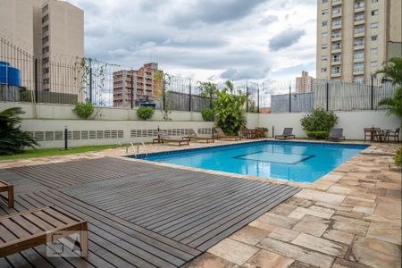 Apartamento à venda com 88m², 3 quartos e 2 vagas Apartamento à venda com 88m², 3 quartos e 2 vagasÁrea comum - Piscina